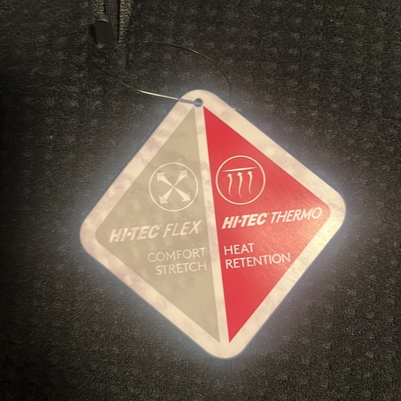 Hi-Tec Men’s ¼ Zip Pullover - Picture 2 of 6